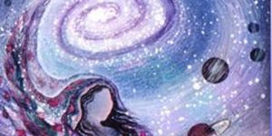 Foto de una mijer practicando chamanismo en barcelona.