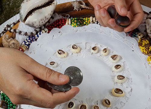 Consulta Oráculo de las Caracolas